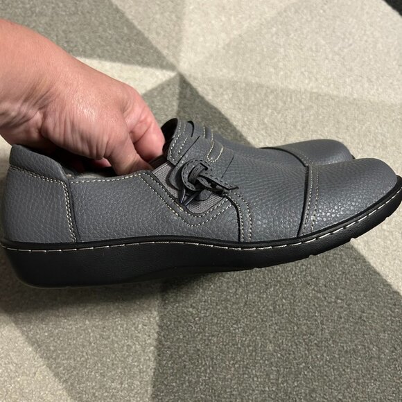 LAZYPOP Gray Classic Comfort Leather Loafers Women's Size 9.5 - Picture 2 of 14